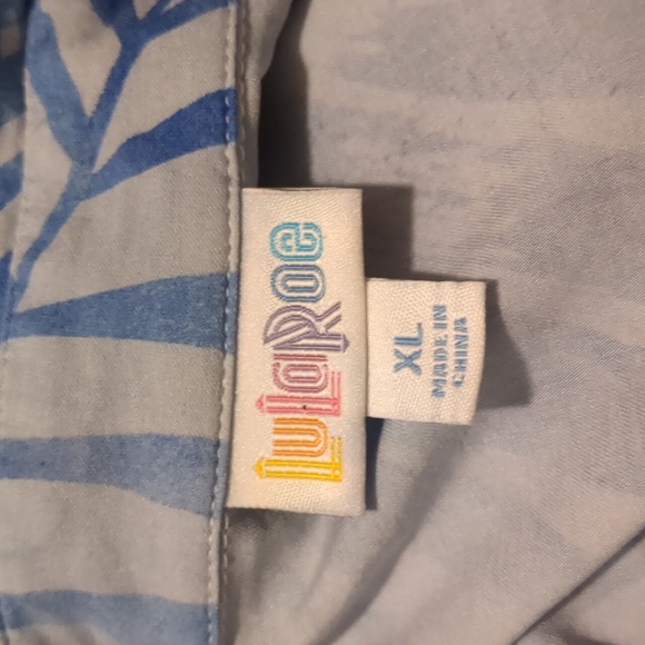 LuLaRoe Roxanne snap tank size XL - Picture 14 of 16